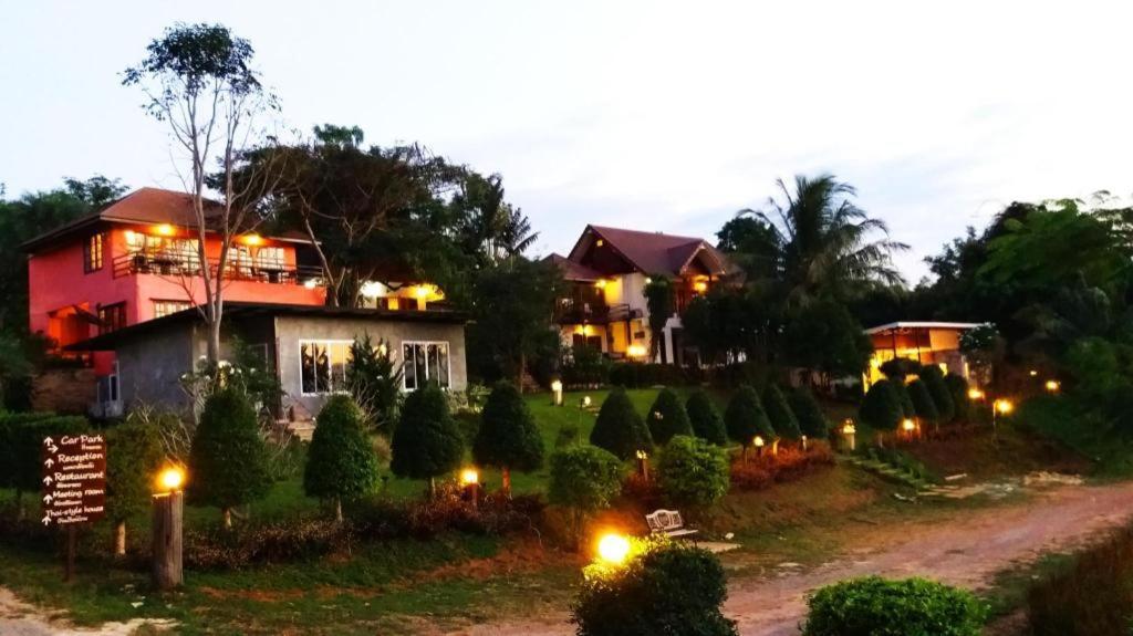 Kirirath Resort Vangkata Kültér fotó